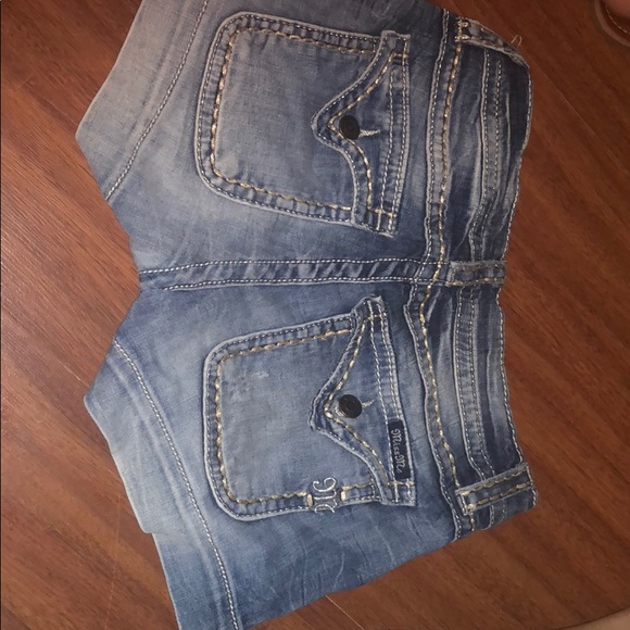 Shorts - Picture 2 of 2